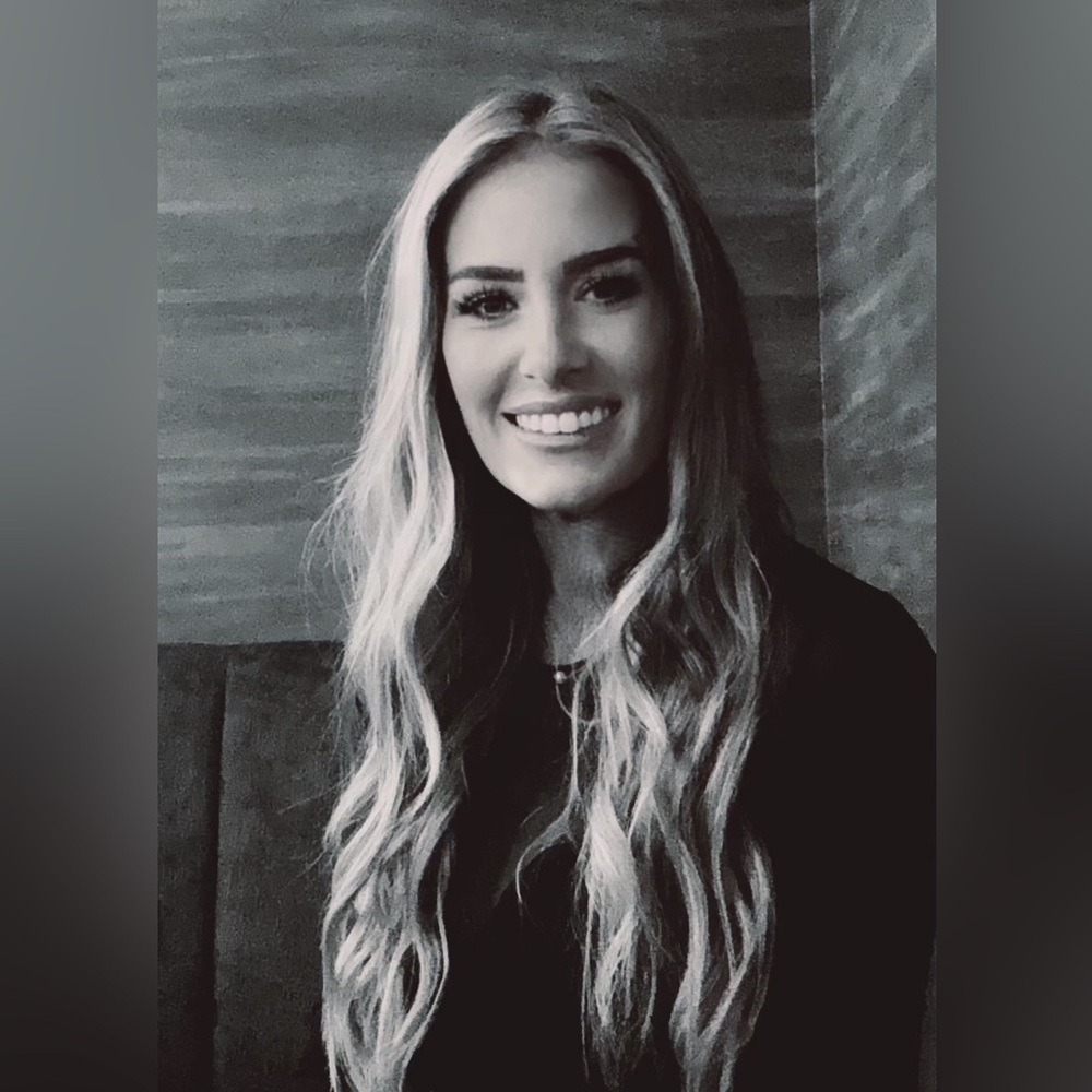 Meet your Posher, Keeley